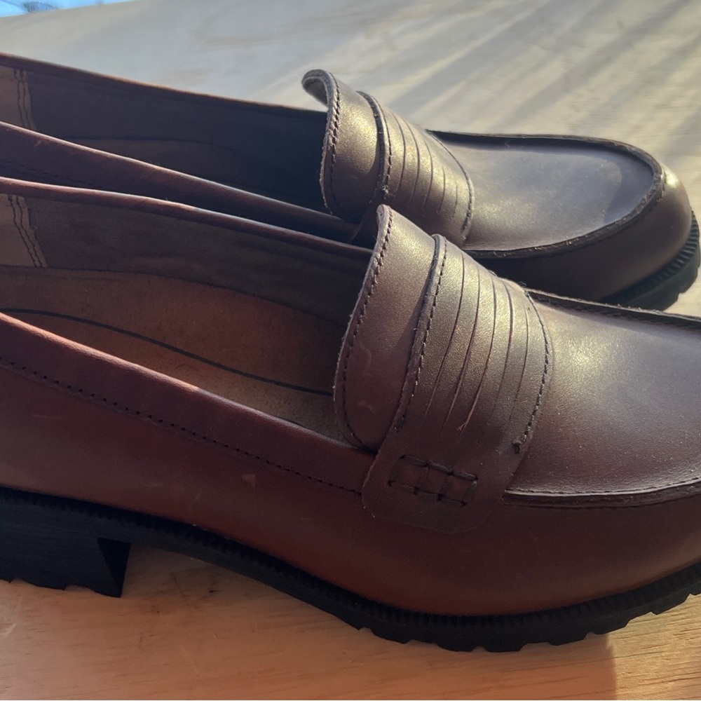 Eastland Shoe Brown Penny Loafers for Women (NWOT) - Picture 4 of 10